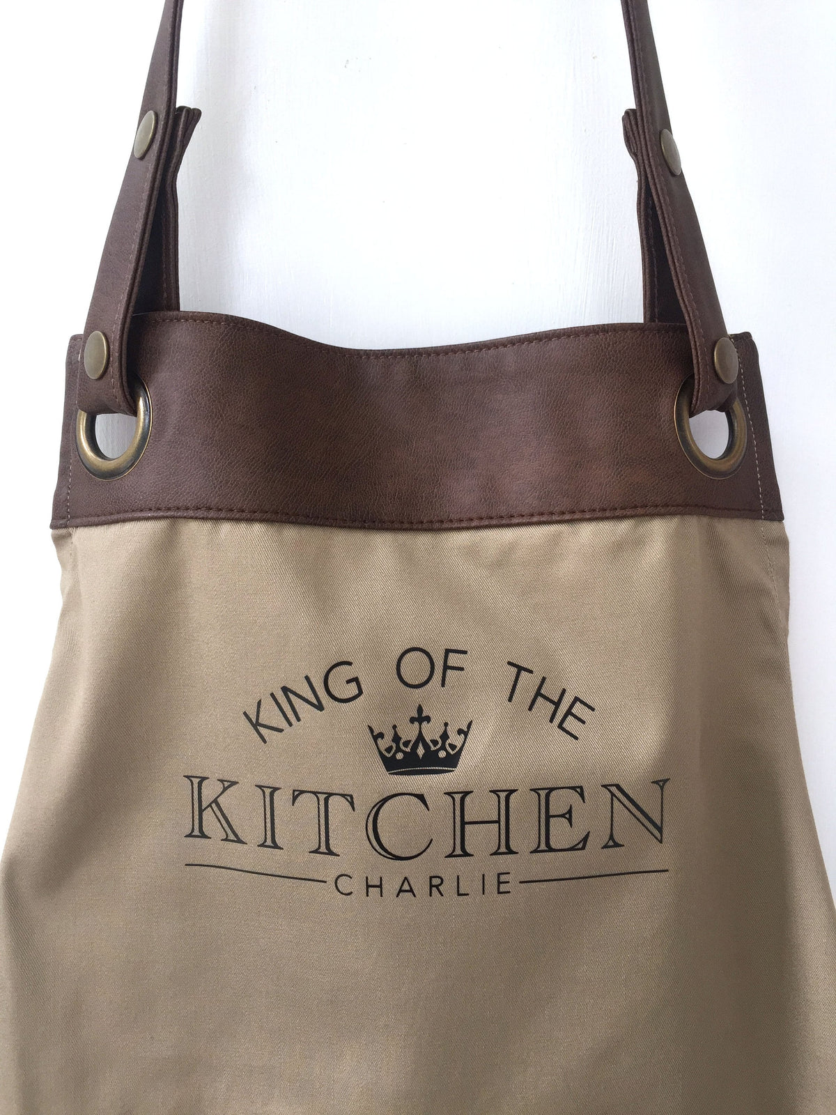 Premium Faux Leather Trim Kitchen Apron with Pockets,Personalised Name - Dad, Husband,Grandad/ Christmas / Birthday Gift UK FREE Uk Postage