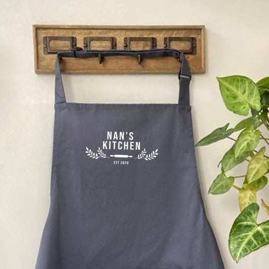 Premium Nan's Kitchen Apron with Pockets, Printed with Personalised date - Nan, Mum, Mothers Day / Birthday Gift UK - FREE Uk Postage
