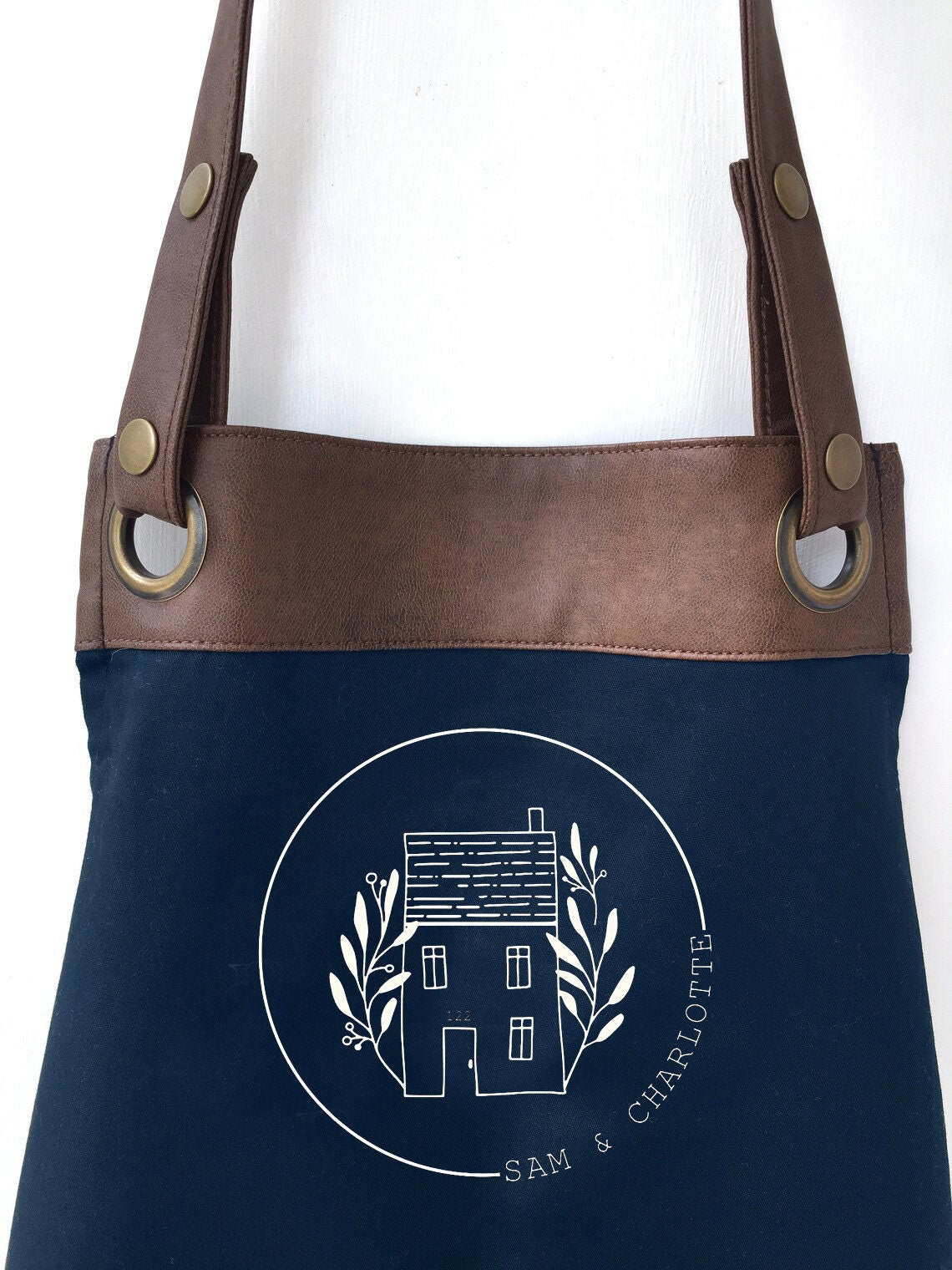 Premium Faux Leather Trim New House/Home Apron with Pockets, Personalised - Friends, Brother, Sister / Birthday gift UK - FREE Uk Postage