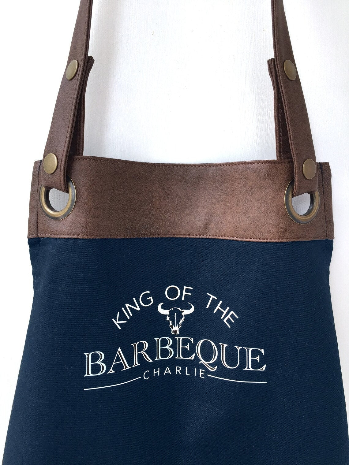 Personalised BBQ Apron, Gift for Dad, Husband, Grandad / Christmas / Birthday gift. Gifts for men. Barbeque, Barbecue UK -FREE Uk Postage