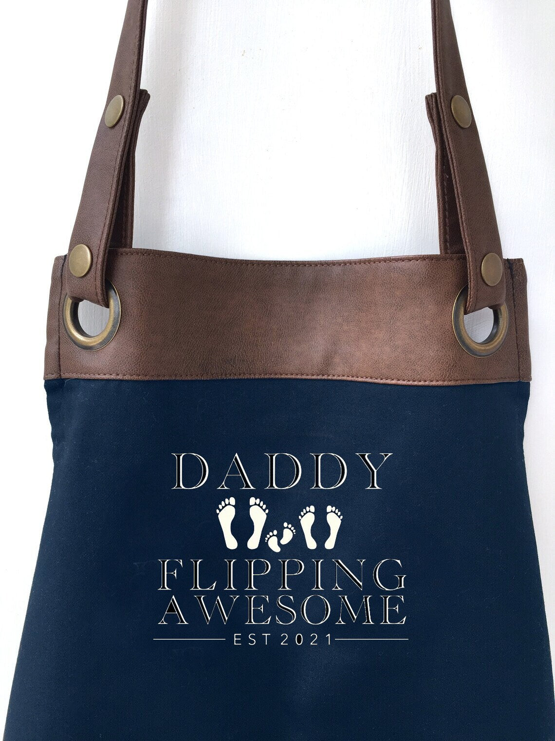Premium Faux Leather Daddy Apron with Pockets, Personalised - Dad, Husband, Grandad, Fathers Day / Birthday gift UK - FREE Uk Postage