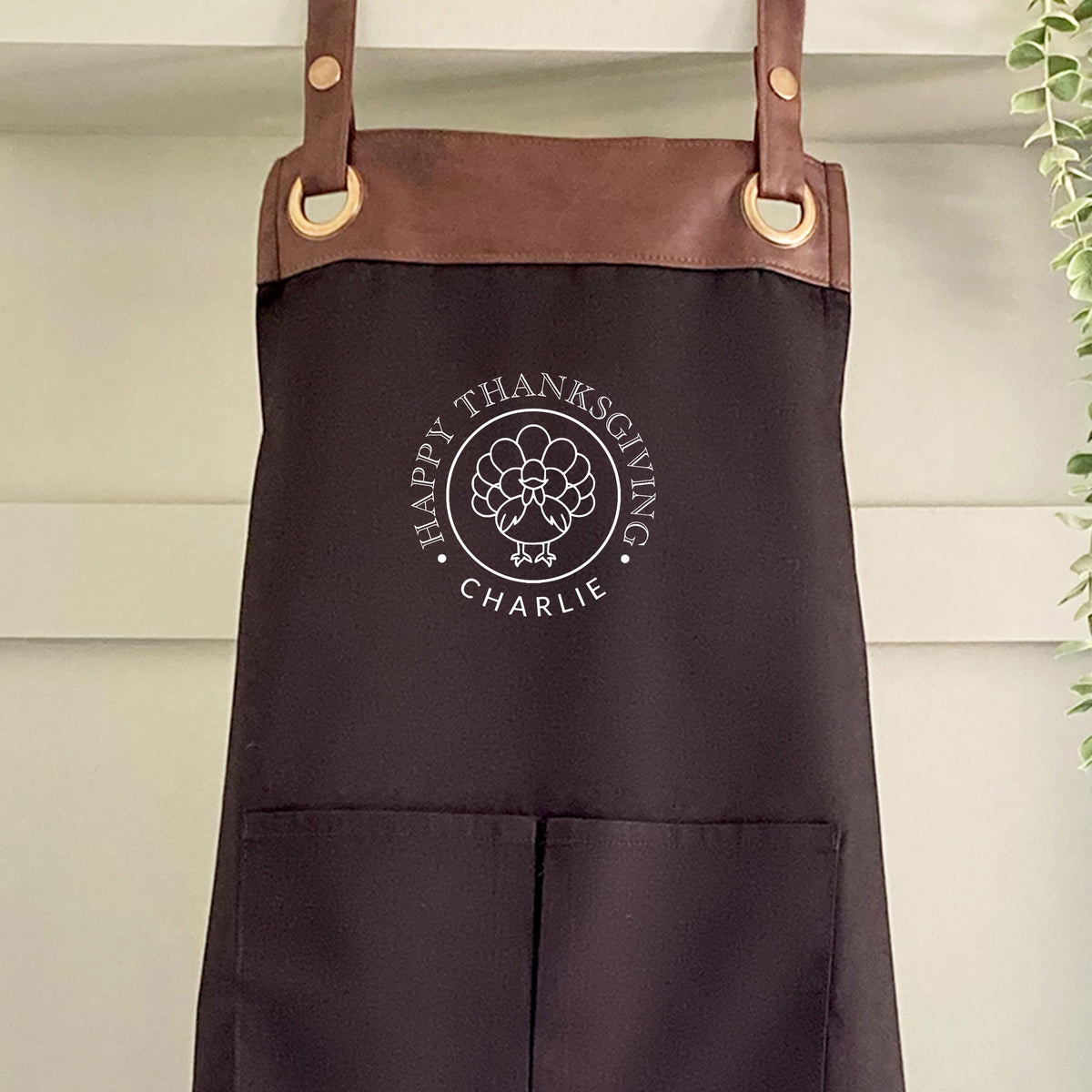 Premium Faux Leather Trim Happy Thanksgiving Apron with Pockets, Personalised Name - Dad, Husband, Mum, Wife, Friend UK -FREE Uk Postage