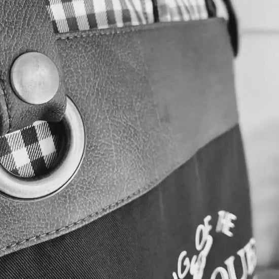 Premium Faux Leather Trim BBQ Apron with Pockets, Personalised Name - Dad, Husband, Grandad / Christmas /Birthday gift UK -FREE Uk Postage